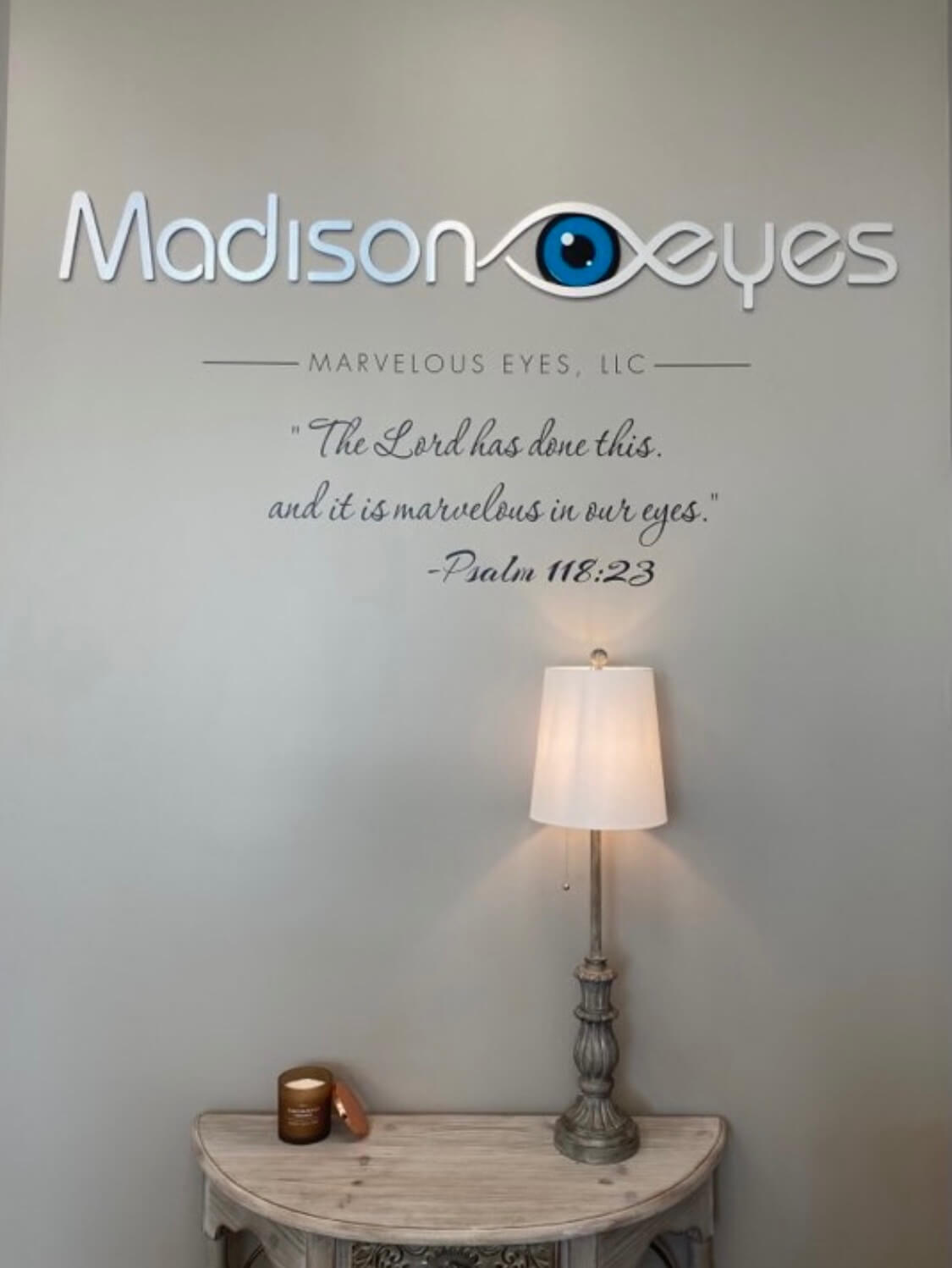 madison eye care center entrance located in clift farm